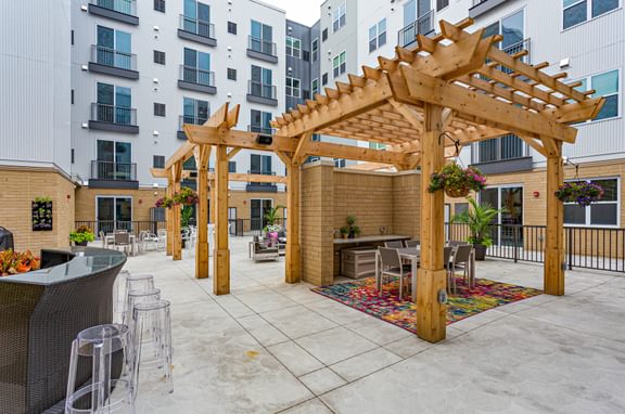 Coda On Centre 5765 Centre Avenue 037