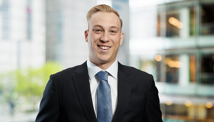 Dynek Thomas 1200x800