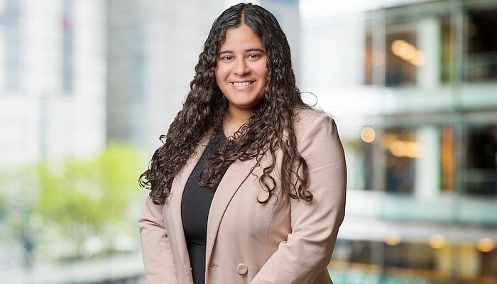 Gonzalez Maria 1414 1 1200x800