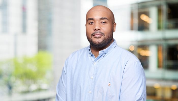 Hicks Daryl 1284 1200x800