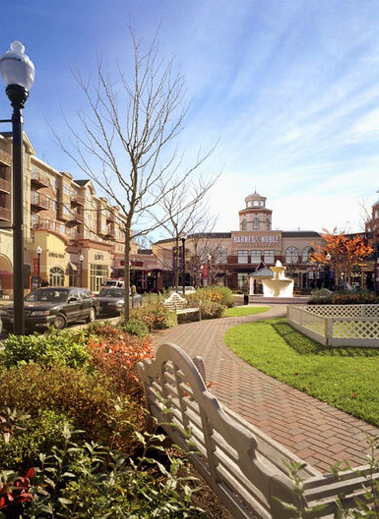 Mc Clarendon SS8 112503 NAIOP