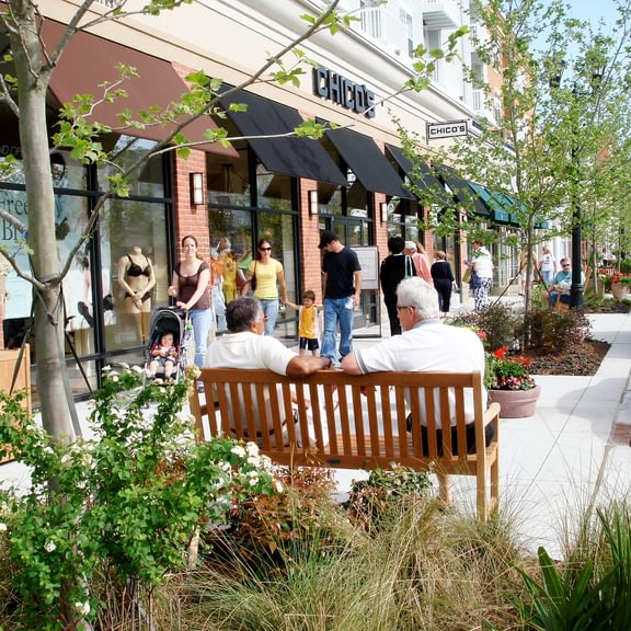Shoppers in front of Chicos