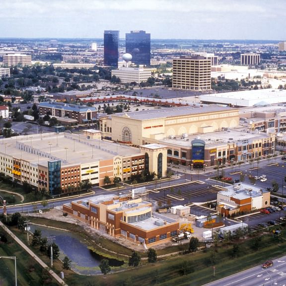 Streets Of Woodfield SOW outlot aerial Antunovich 2