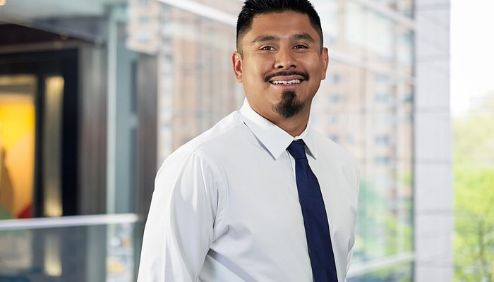 Uriostegui Manny 10495 NEW 1200x800