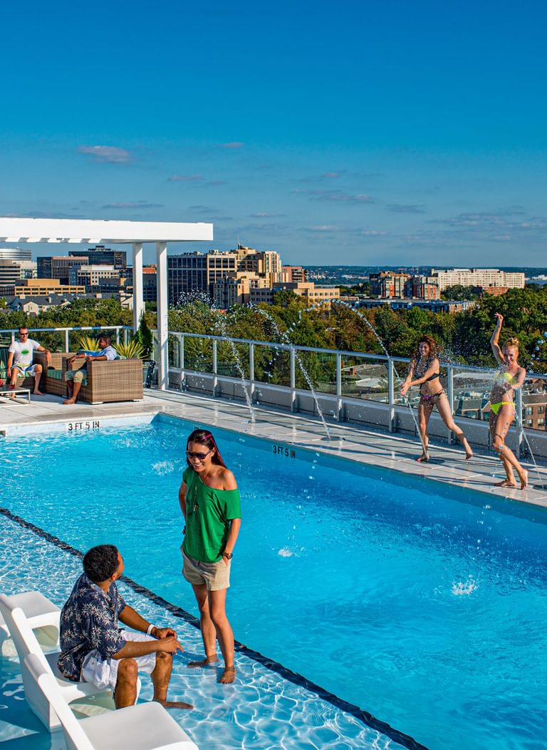 Verde Pointe Pool 2873